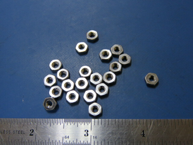 MCMASTER-CARR 91841A005 Qty of 100 per Lot 18-8 Stainless Steel Hex Nut 4-40 Th