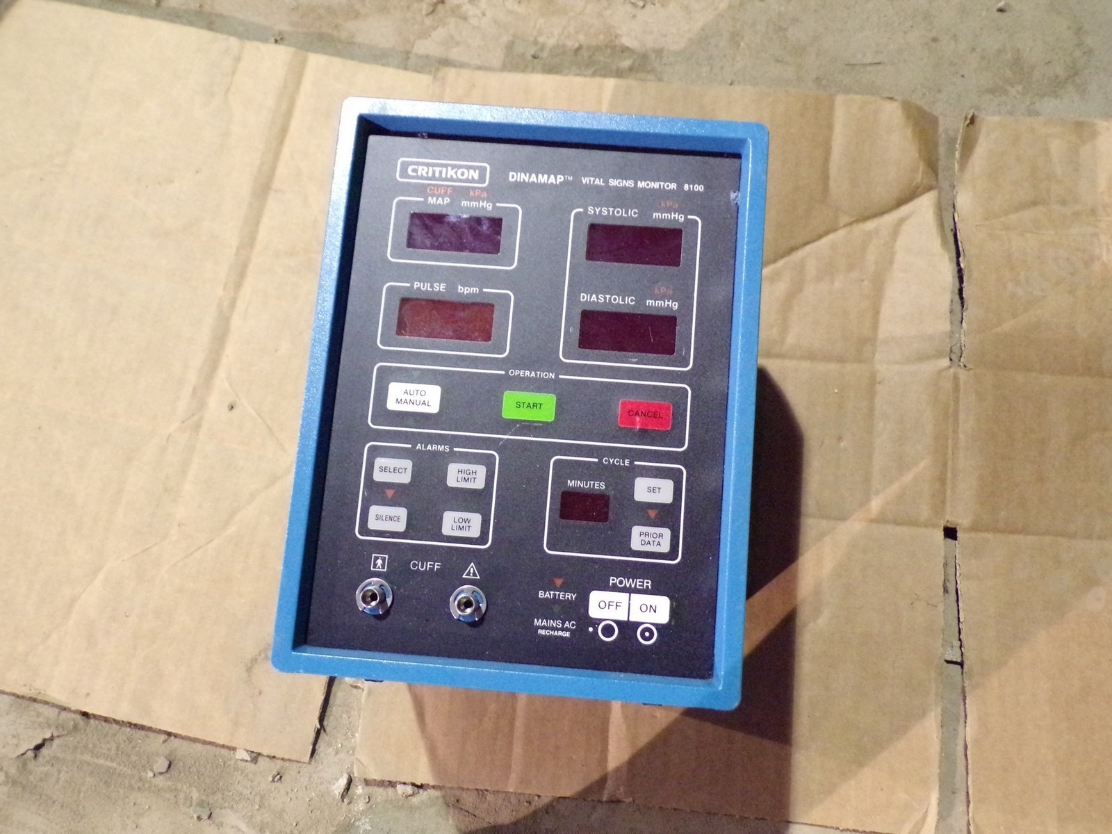 Critkon Dinamap Vital Signs Monitor 8100 *FREE SHIPPING*