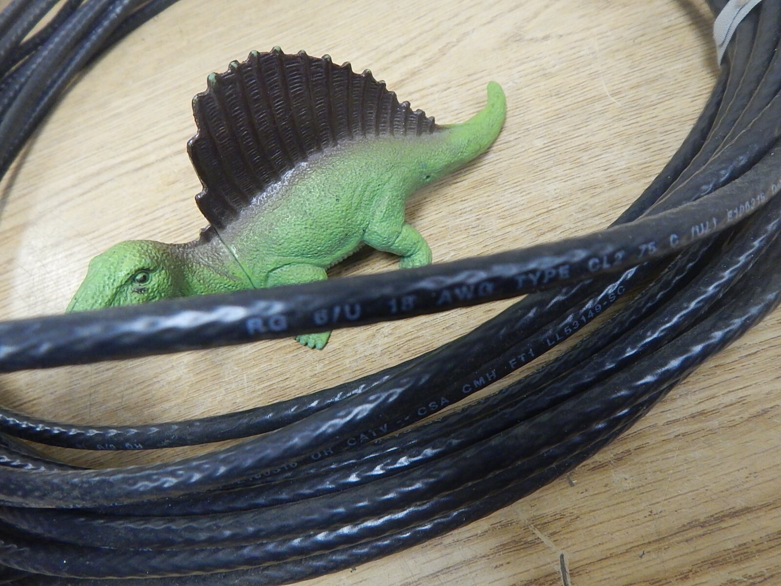 RG 6/U 18AWG Type CL2 75 E100316 CATV CSA CMH FT1 LL53149-SC Power Cord