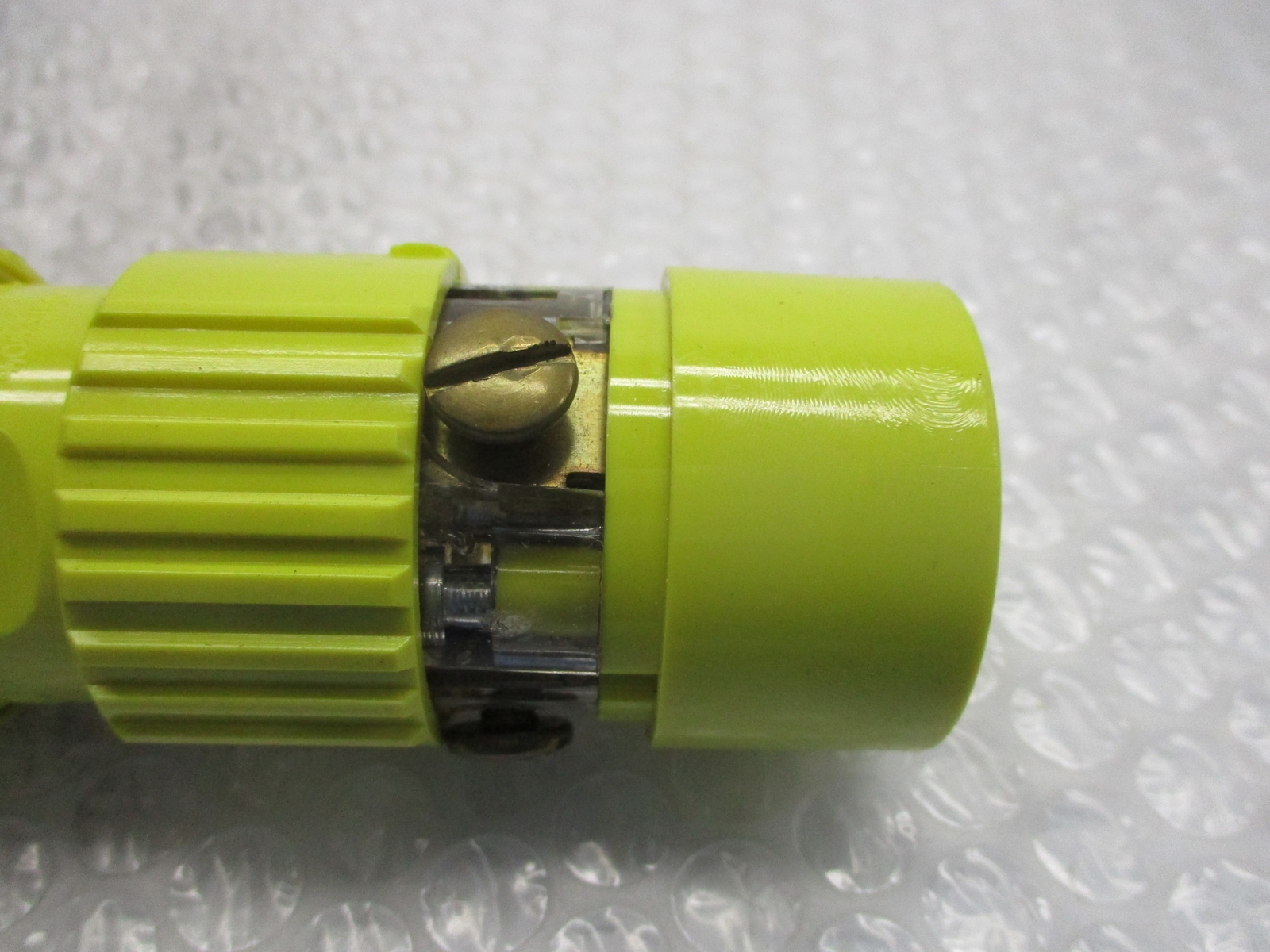SLATER L6-20-R CONNECTOR UNMP