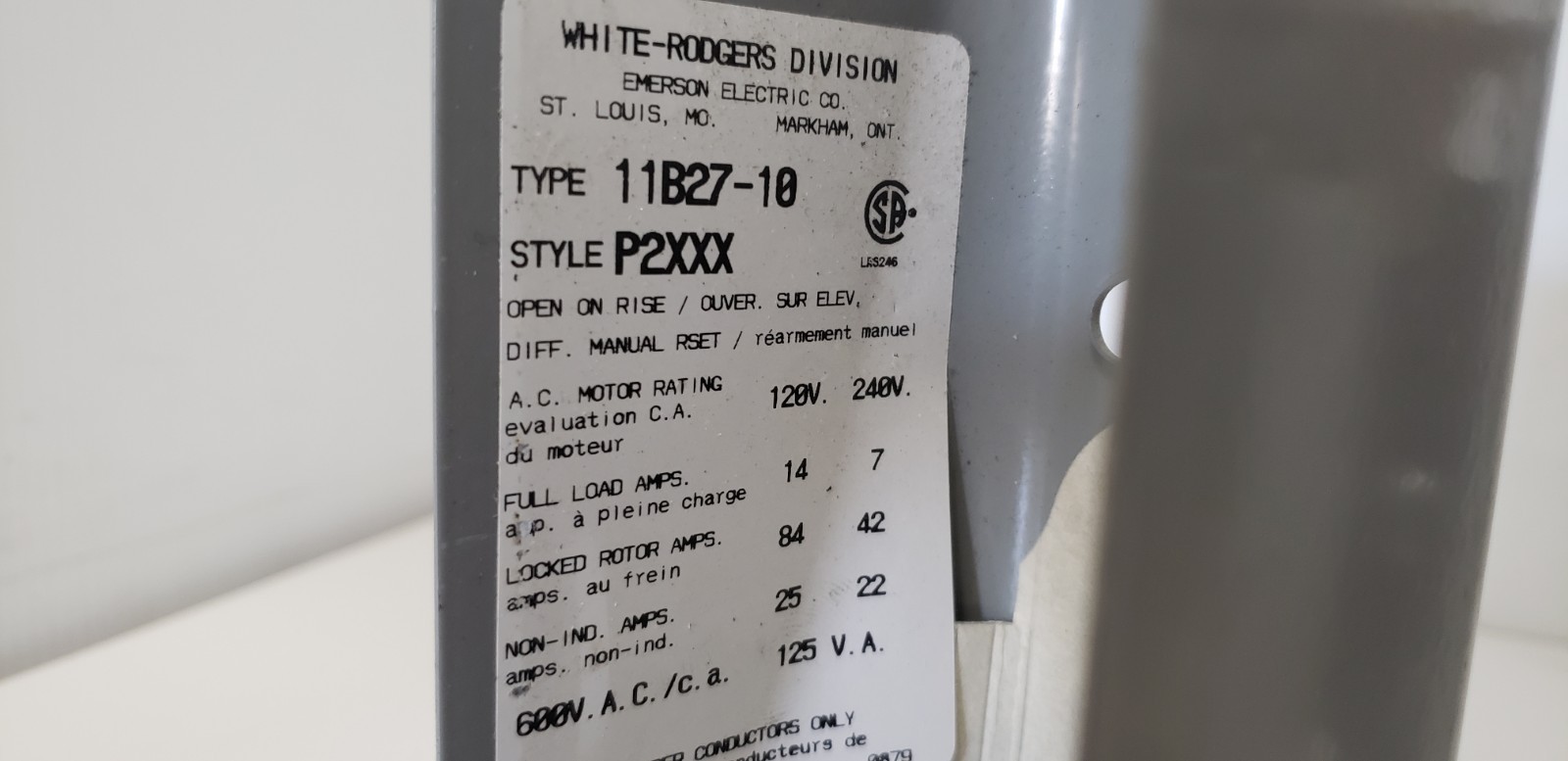 WHITE RODGERS 11B27-10 TEMPERATURE CONTROLLER, 250°-650°F, 140°-340°C