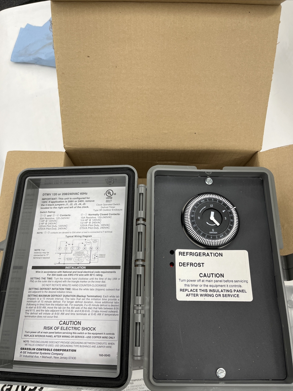 Grasslin FrostKing DTMV-120V or 208/240V Multi-Volt Defrost Timer