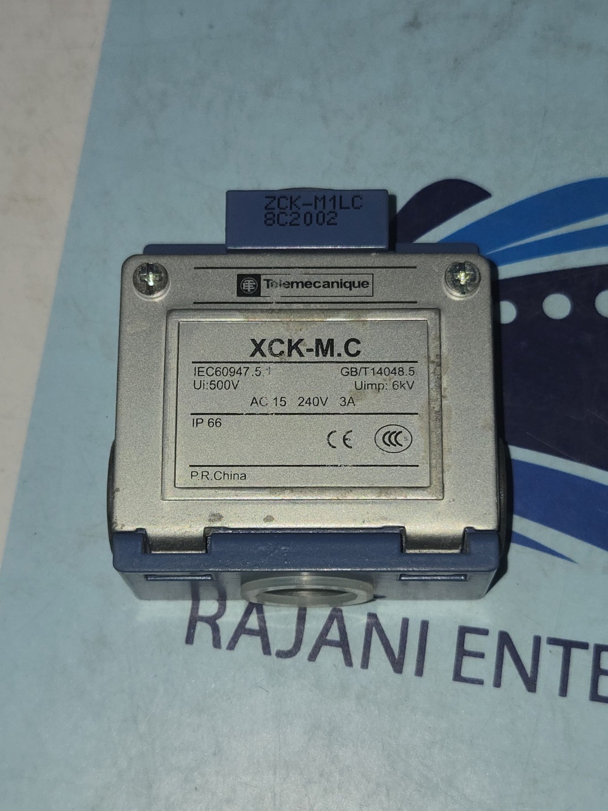 NEW Telemecanique XCK-M.C Limit Switch 500V 6kV IP66 AC 15 240V 3A