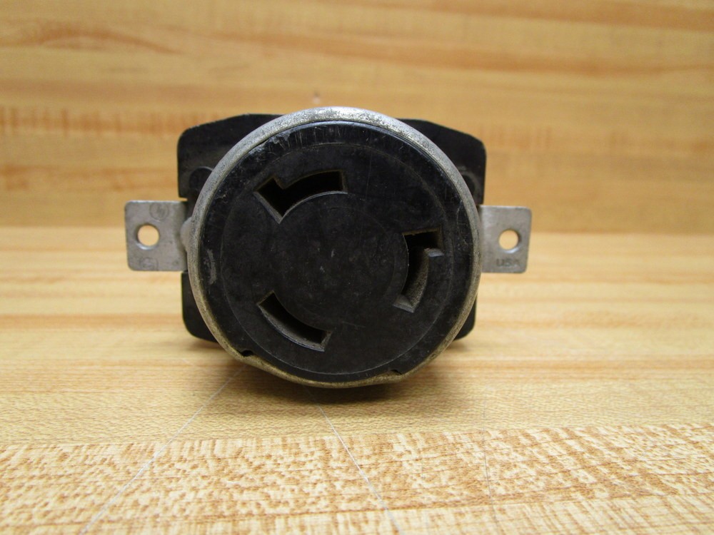 Arrow Hart 600V Plug 50A 250VDC