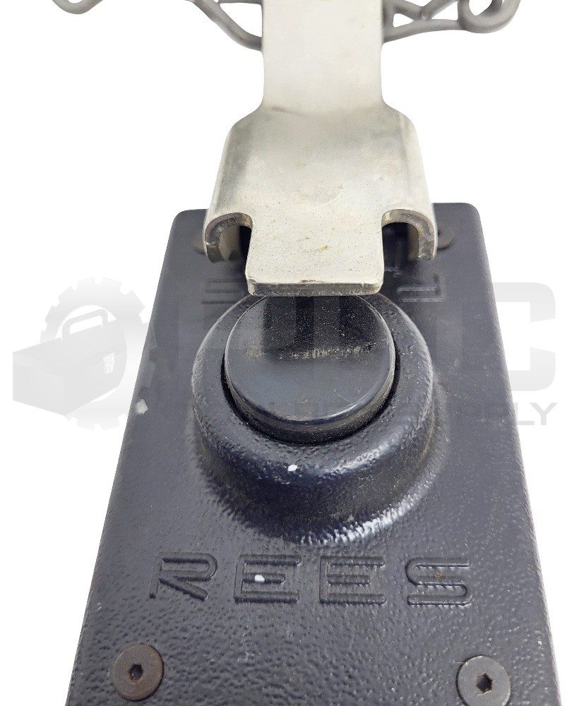 REES 347 S HEAVY DUTY PUSH BUTTON 600VAC