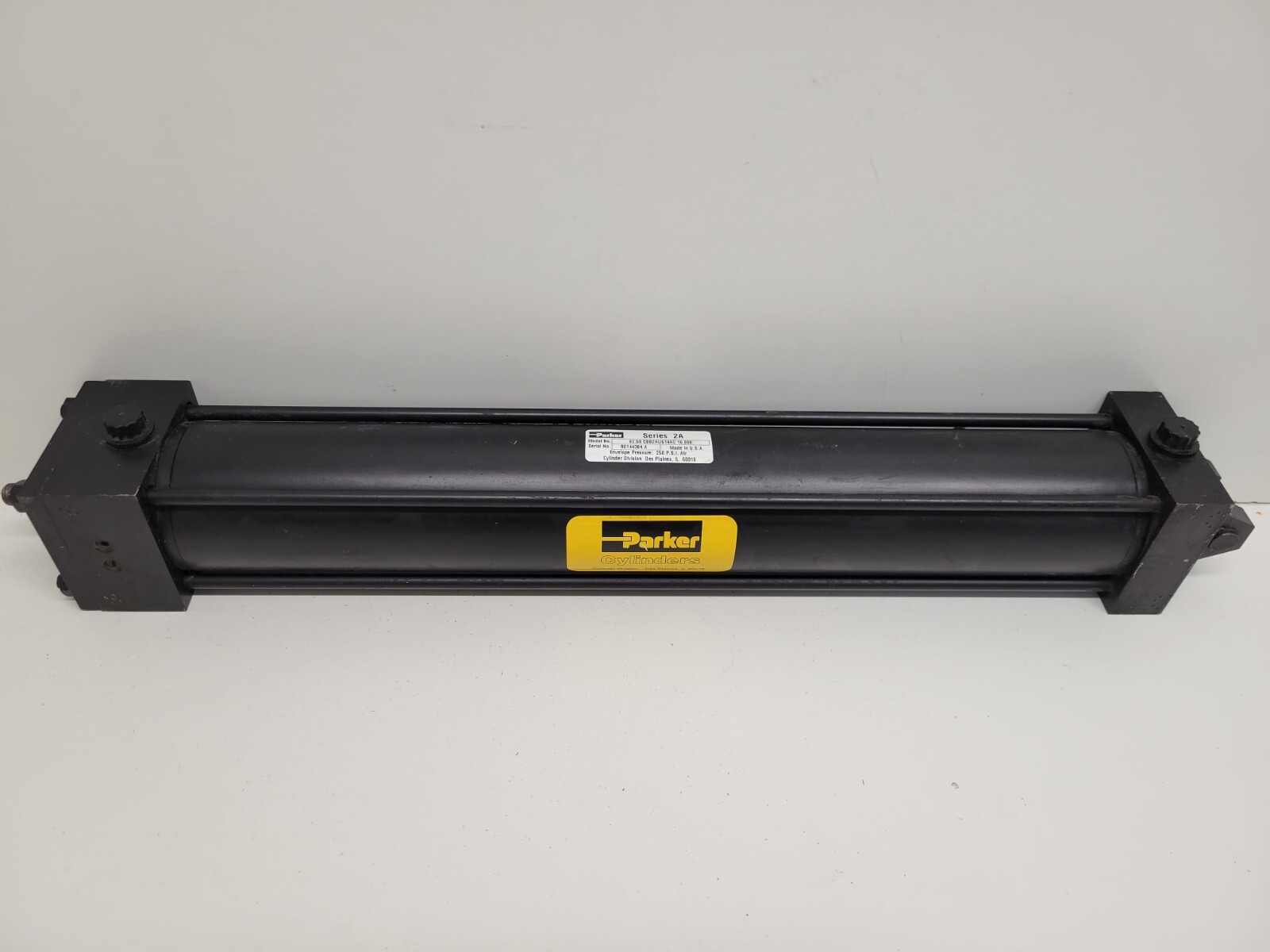 NEW OLD STOCK! PARKER PNEUMATIC CYLINDER 02.50-CBB2AUS14AC-16.000