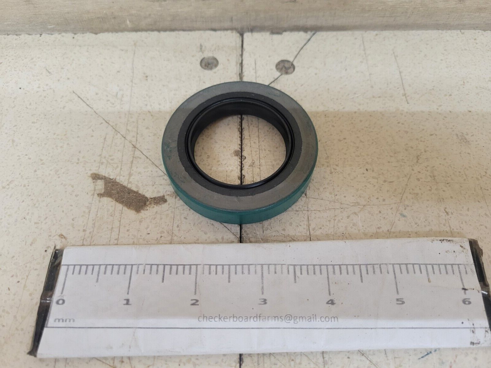NOS Rear Axle Oil Seal 16044 14003417 3958078 T65201S 8835S 5330007630213