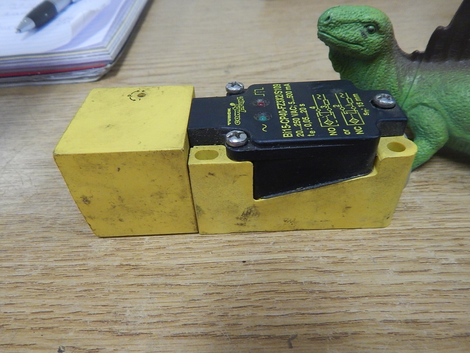 Turck Bi15-CP40-FZ3X21 CombiProx S109 3-10508 CP40-112-14NPT Sensor