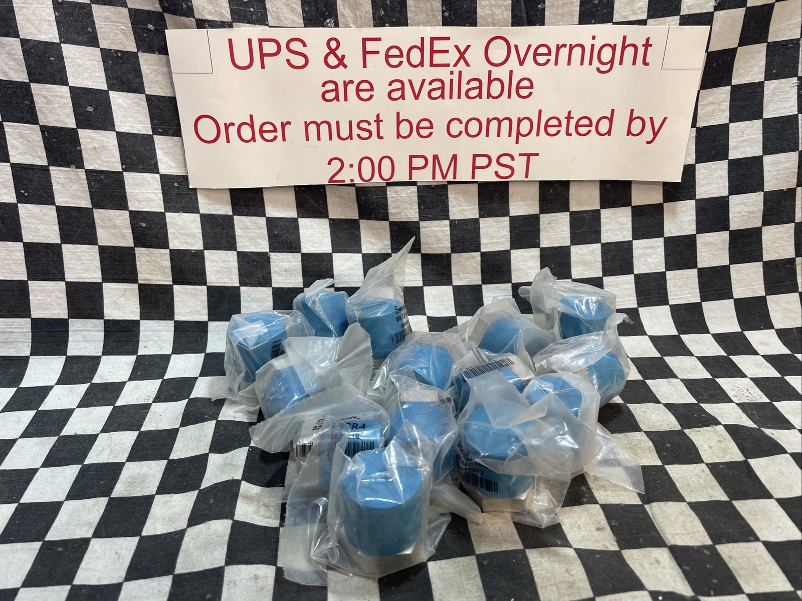 Swagelok SS-12-VCR-4, SS12VCR4, Male Nut Face Seal Fitting LOT OF 14 Shipsameday