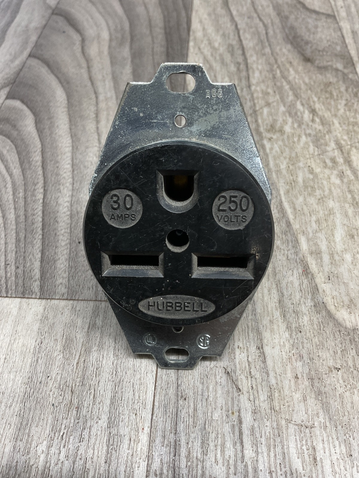Hubbell 30A 250V Receptacle *FREE SHIPPING* #4022PT194SI