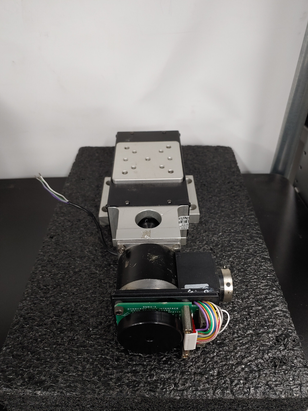 AEROTECH AVS105 AVS Series 5mm Travel Linear Stage