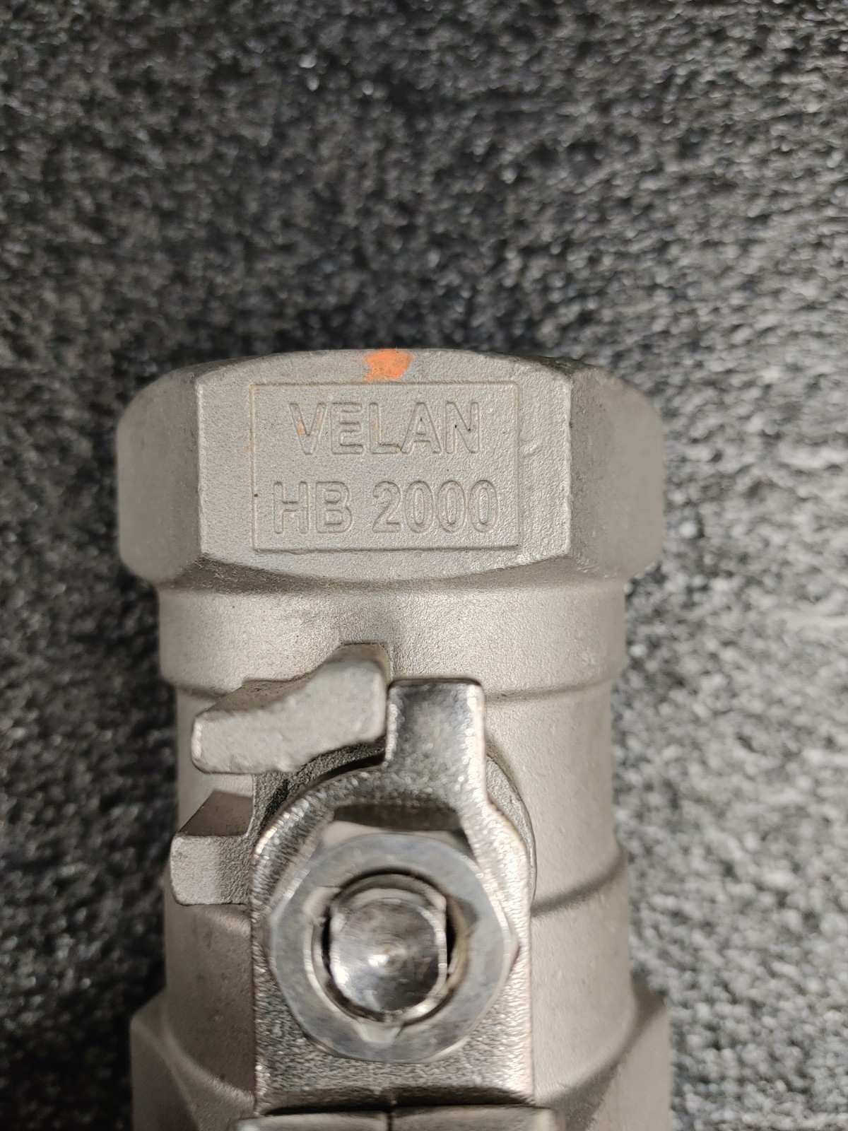 VELAN S07-B0213-SSEA HB2000 1 1/2″ 2000 WOG CF8M Memoryseal Resilient Ball Valve