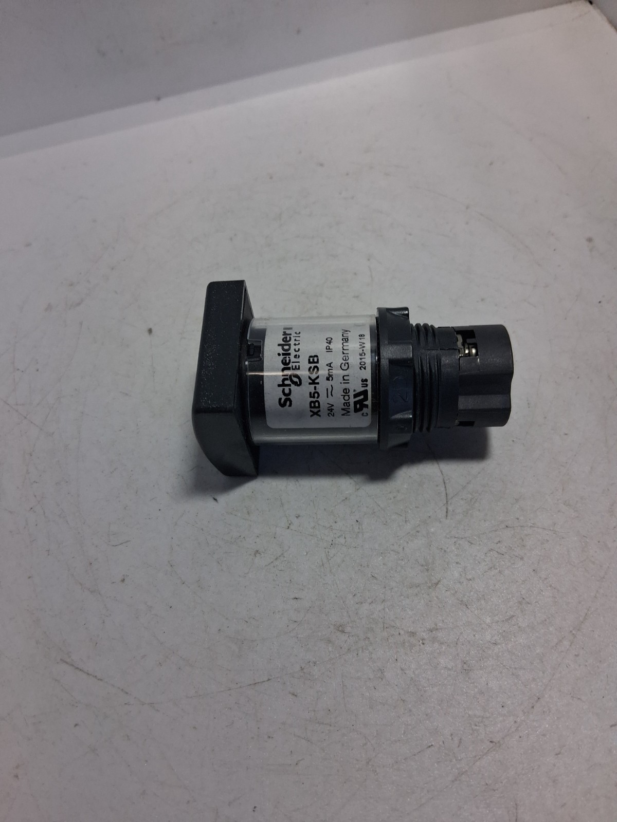 TELEMECANIQUE XB5-KSB BUZZER 24VAC 5MA NIB