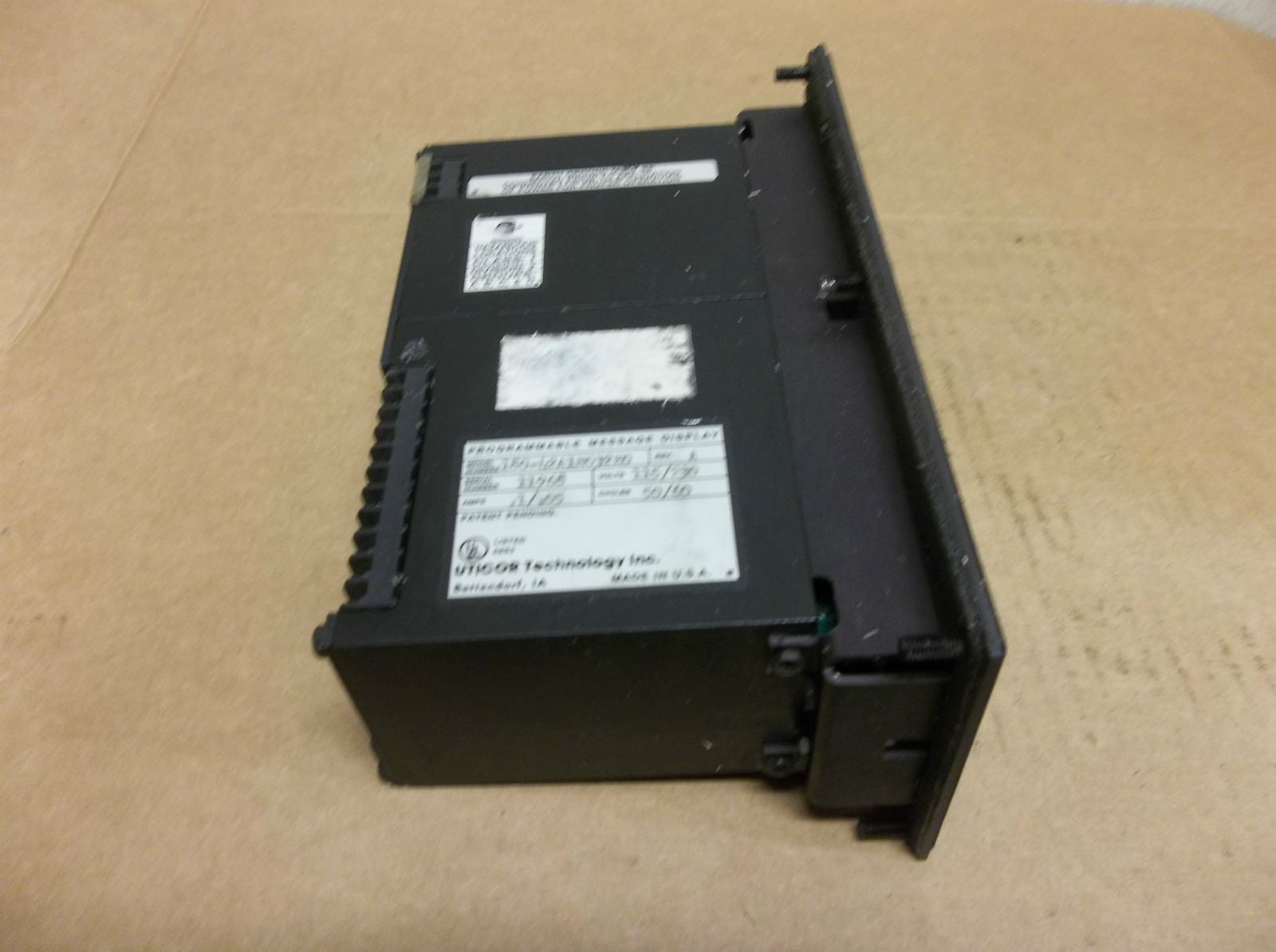 UTICOR PROGRAMMABLE MESSAGE DISPLAY 180-42A1N032E0 115/230V .1/.05A A AMP