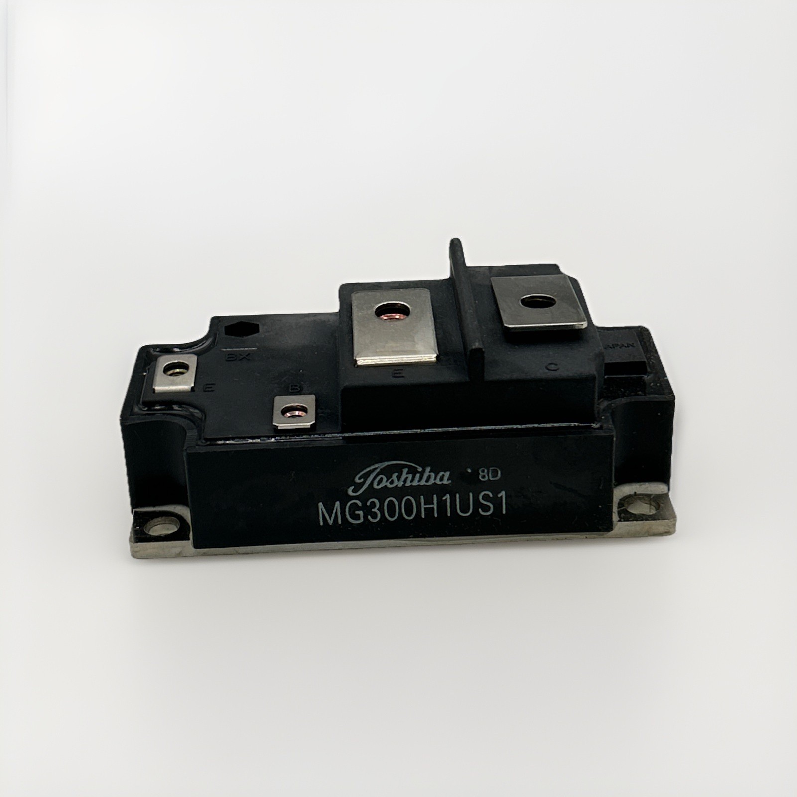 Toshiba MG300H1US1 IGBT Module See Pics 30 Day Warranty