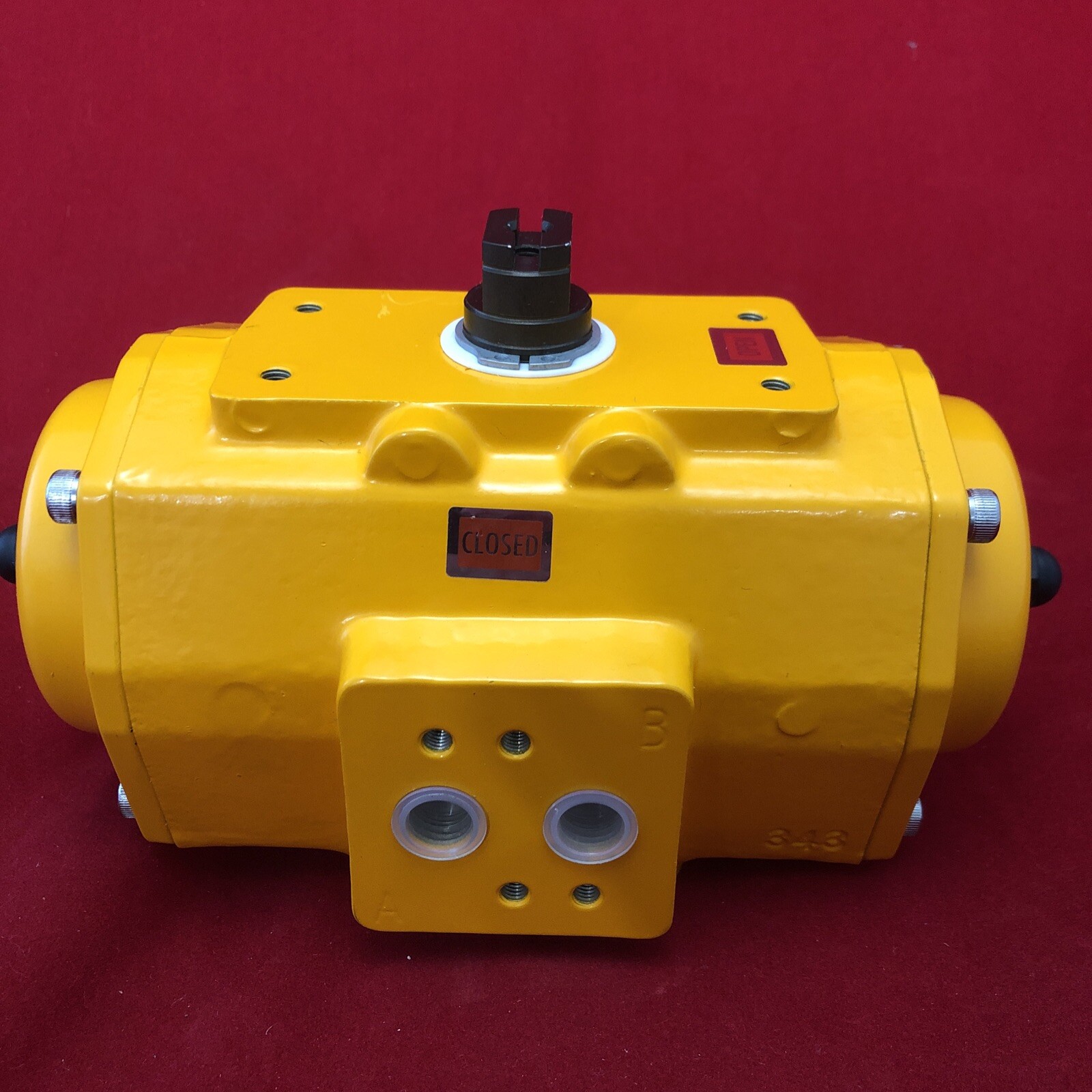 EL-O-MATIC Pneumatic Actuator 116psi ES-40 1763428-82 NEW – ES0040.M1A04A.00N0