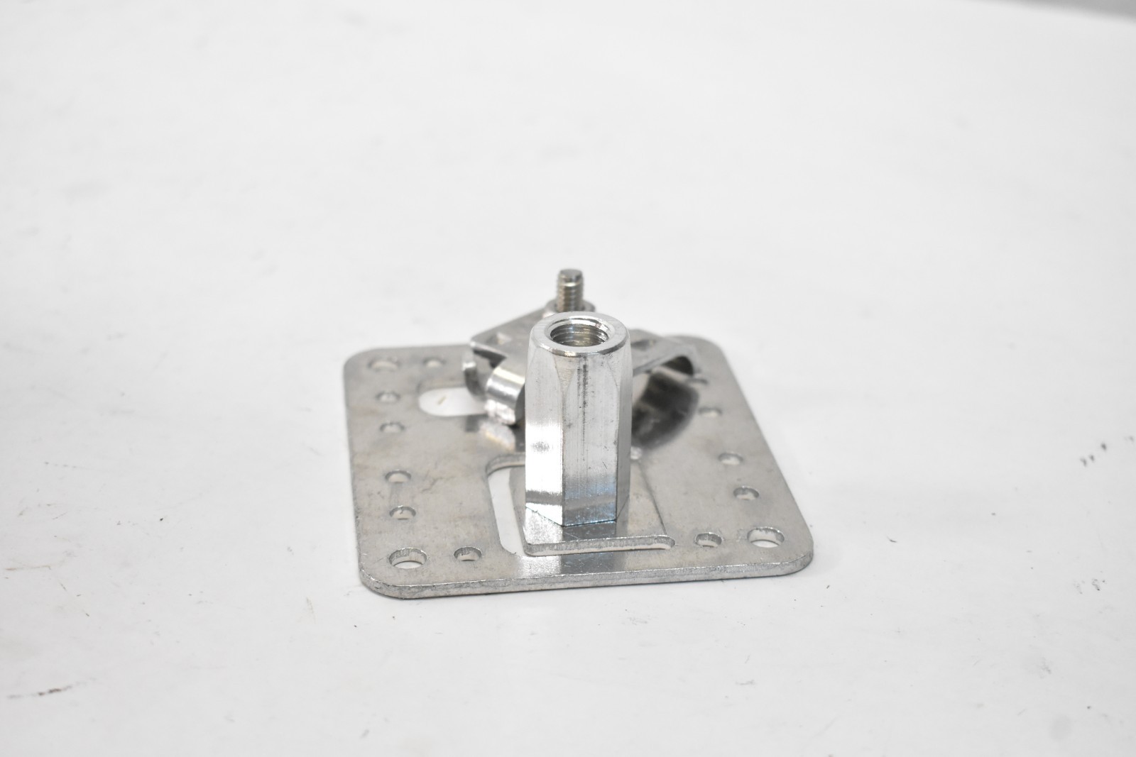 Aluminum Stamped Adhesive Base w Tabbed Swivel Head 1/2″ UNC Thread Air Terminal
