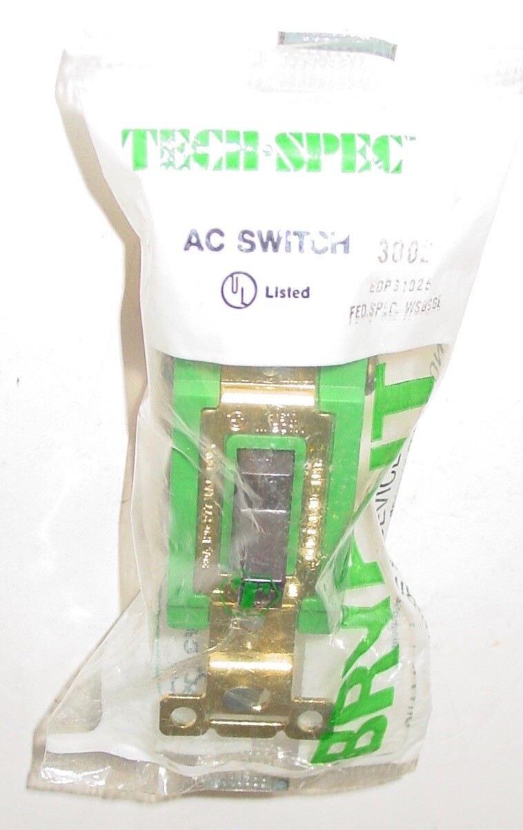 Bryant Toggle Switch Industrial Grade Green Moulded 30 Amp 120/277 USA NOS
