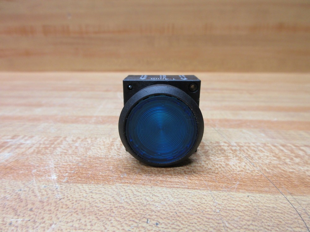 Siemens 3SB3001-0AA51 Furnas Illuminated Blue Push Button W/Holder