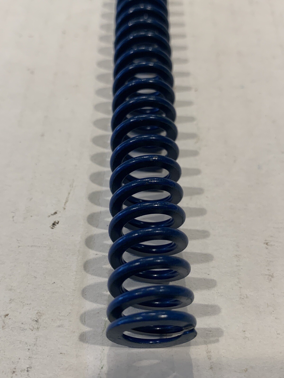 5/8 x 12 Die Spring 16MM x 305MM Medium Duty Blue Raymond Associated 103348 Coil