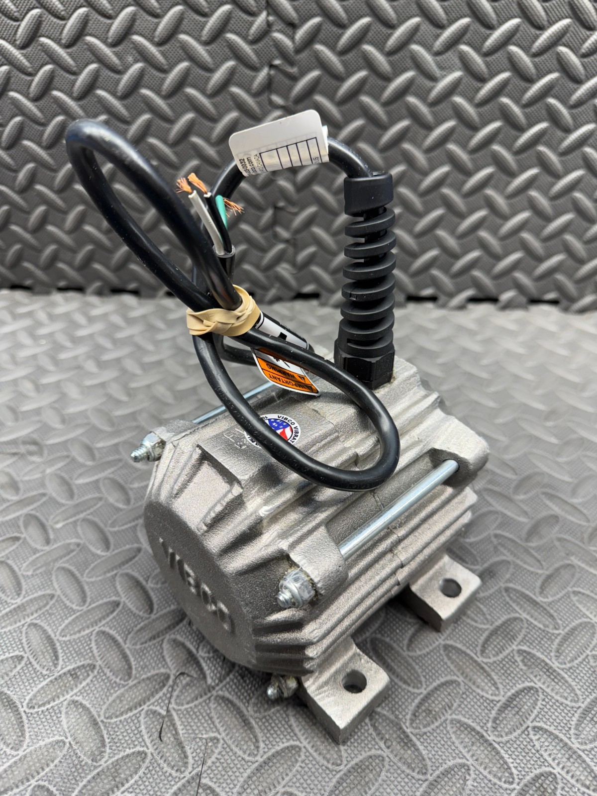 Vibco SPWT-21A Single Phase 115V 3000/3200RPM Electric Vibrator Motor