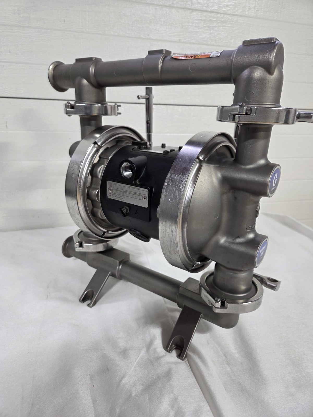 Graco Saniforce 1040 Air Operated Pump Less Muffler. Stainless Steel & PTFE