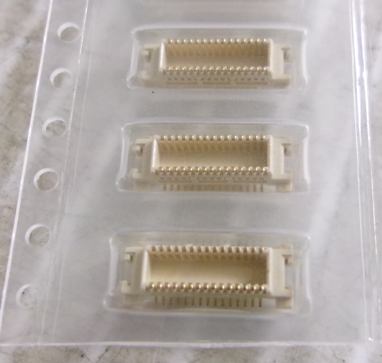 Molex 0537480308 30 Position Connector Plug (Lot of 10)