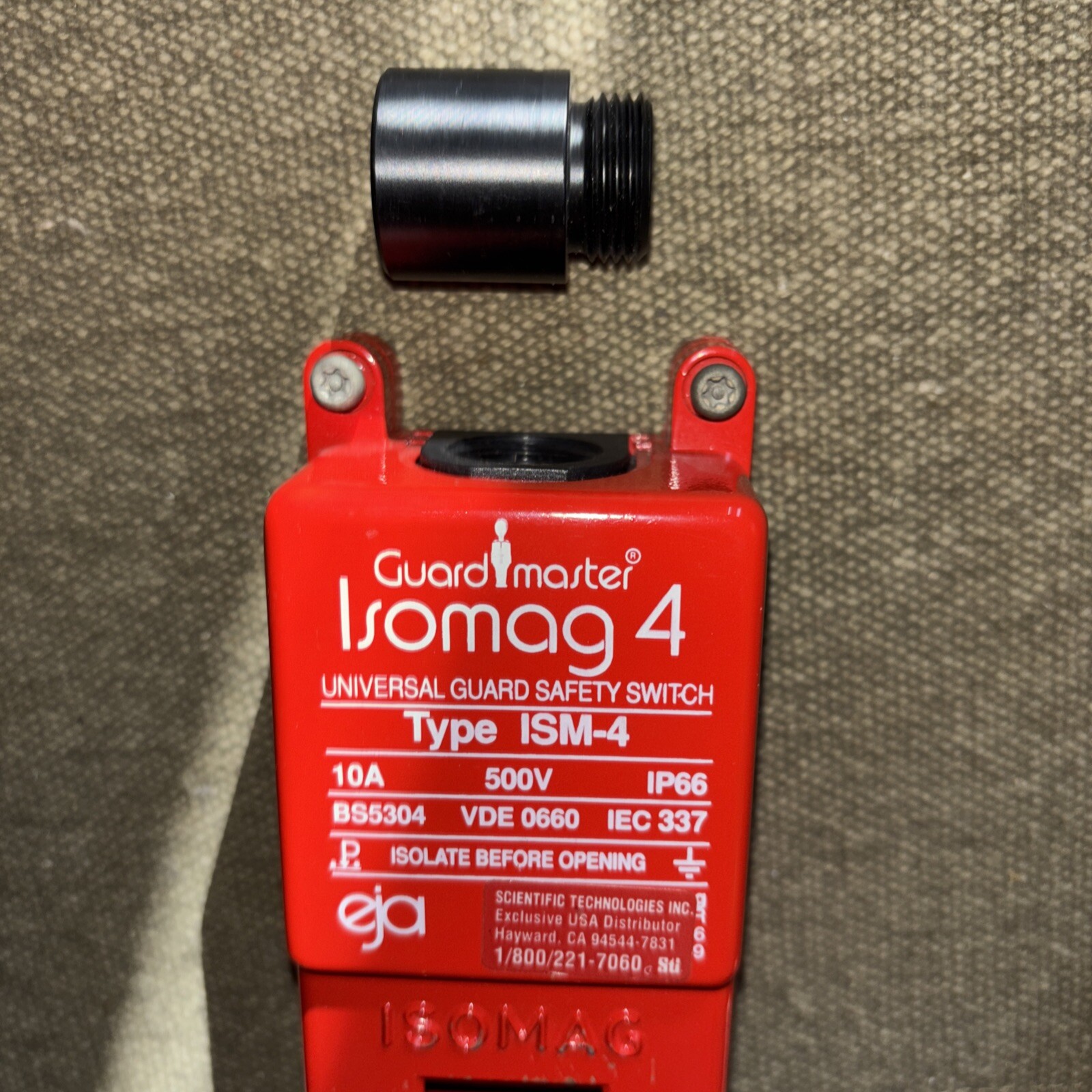 GUARD MASTER, STI. ISOMAG 4 UNIVERSAL GUARD ISM-4 SAFETY SWITCH, 10A 500V IP66