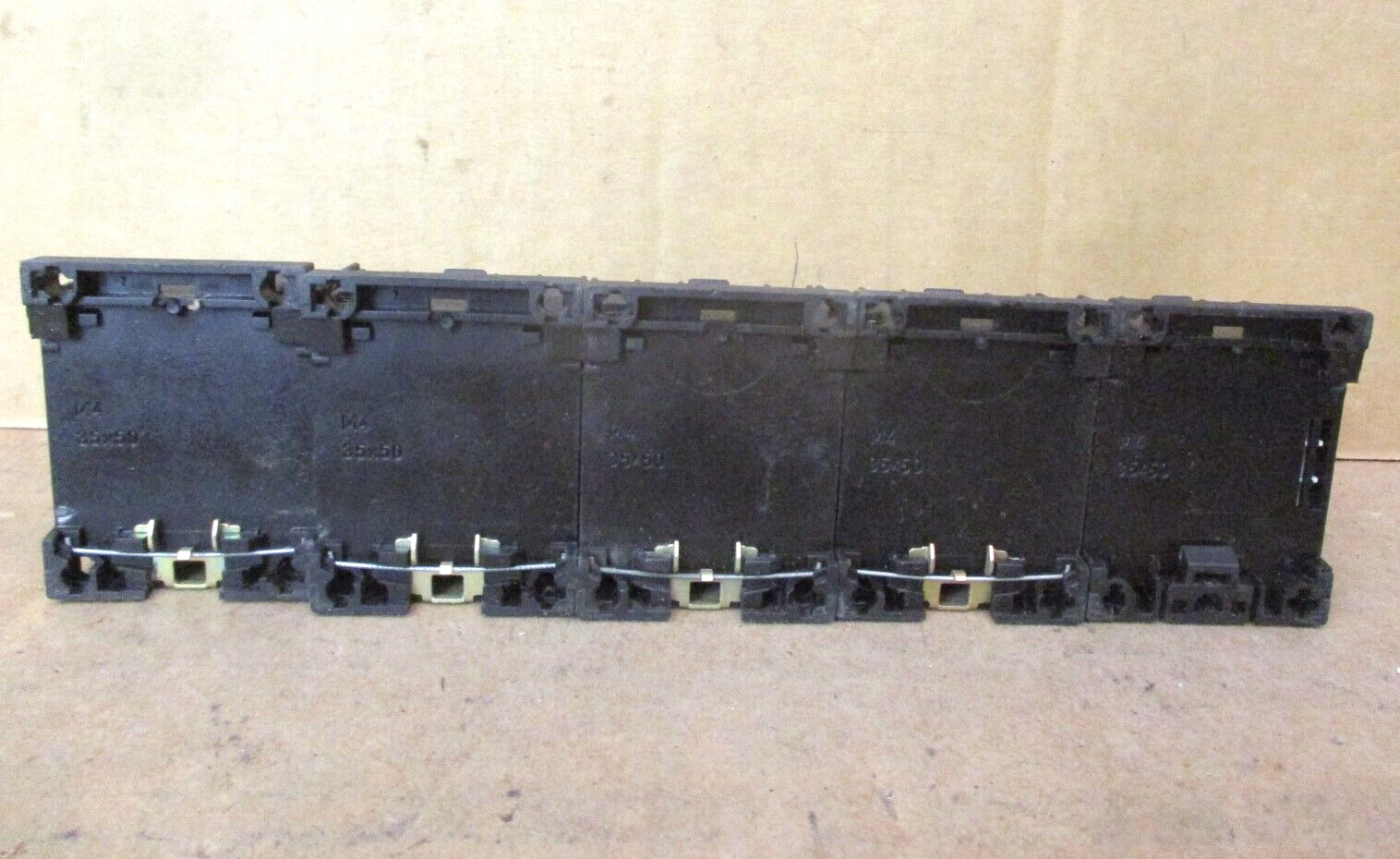 Klockner Moeller Contactors DIL EM-10 ER22-GI ER-31 ER-40 Lot of 5 Pcs 50097HM