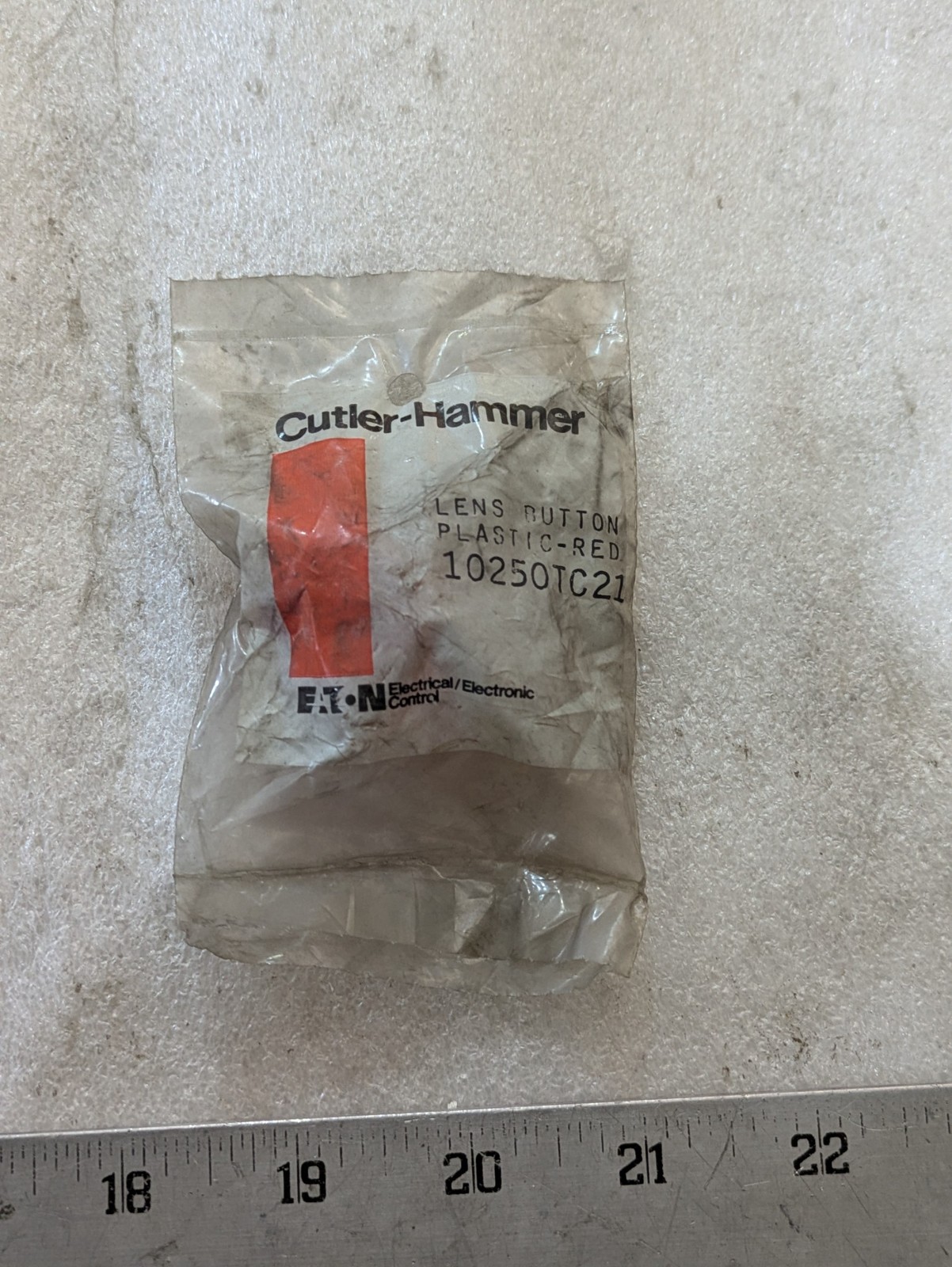 Eaton Cutler-Hammer 10250TC21 Red Plastic Pushbutton Lens 10250T Series OEM