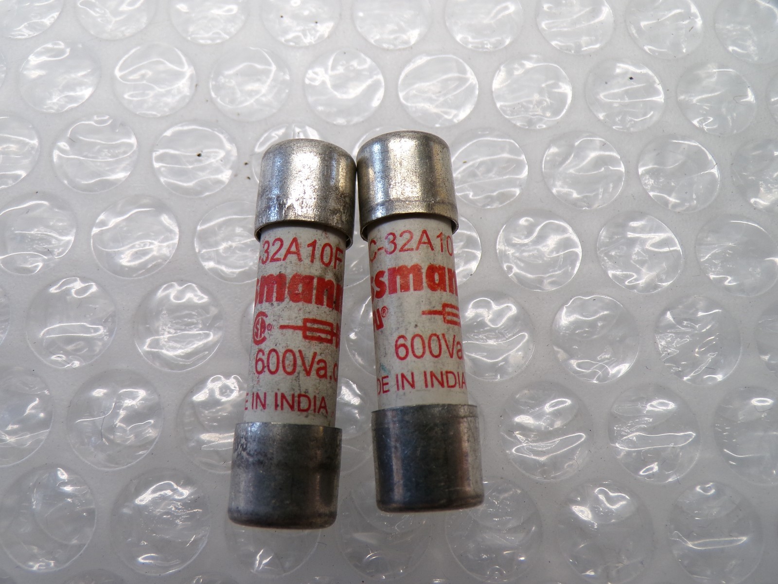 BUSSMANN FWC-32A10F FUSE LOT OF 2 NSNP