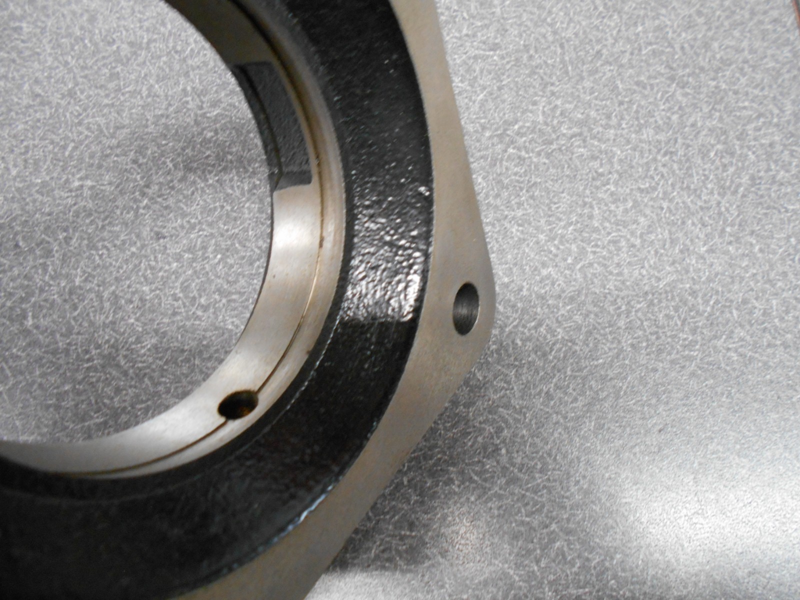 Burns/Tisco 90mm 4-Bolt Greasable Bearing Flange. F90-R. NEW!