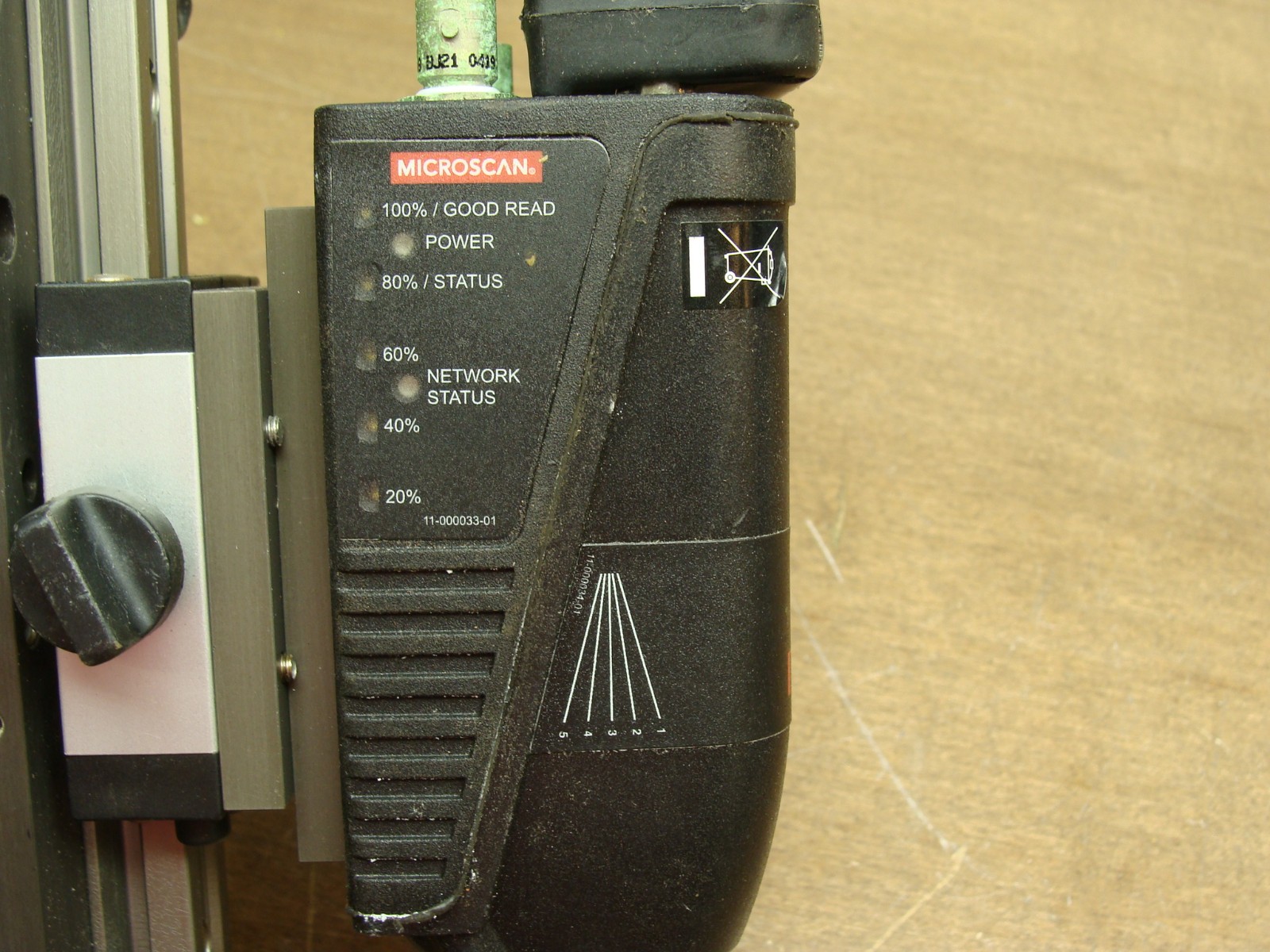 MICROSCAN EZ BARCODE SCANNER FIS-6700-0014 W/IGUS DRYLIN T LINEAR GUIDE BLOCK
