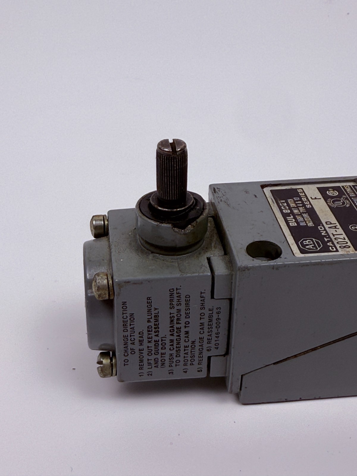 Allen-Bradley 802T-AP Series F Oiltight Limit Switch Metal Plug-In NEMA 4/13