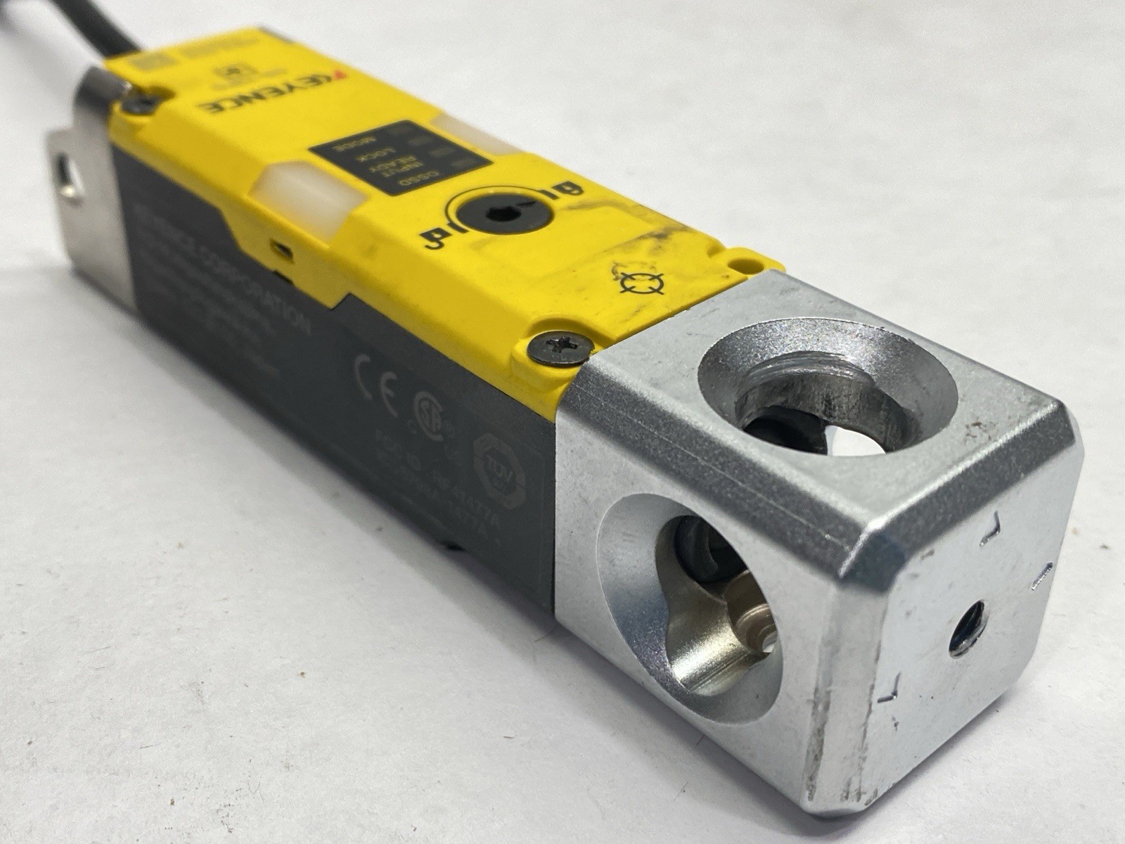 Keyence GS-73PC Safety Interlock Switch High Performance Type M12
