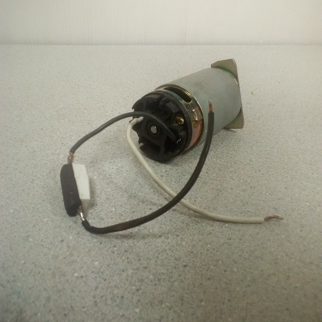 Milwaukee 14-50-0290 Motor w/ Thermal Switch (QH09)