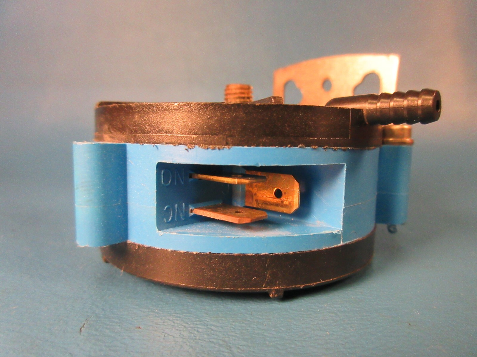 USED, MPL 9300-V-0.8-VS, Air Pressure Switch, USA