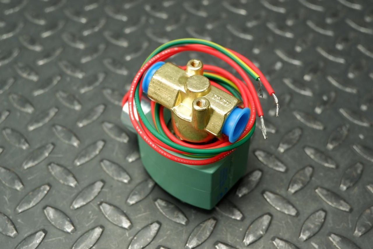 ASCO 8263G210T 3/8″ Solenoid Valve 2-Way NC 220-240VAC NOS
