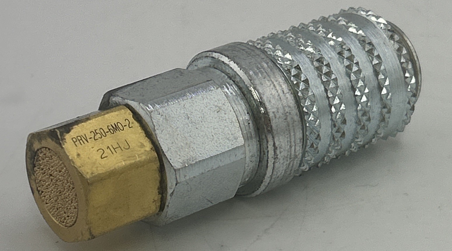 1 NEW PARKER PD STYLE TEST PORT PD260 COUPLER PRV-250-6MO-2 FREE SHIPPING