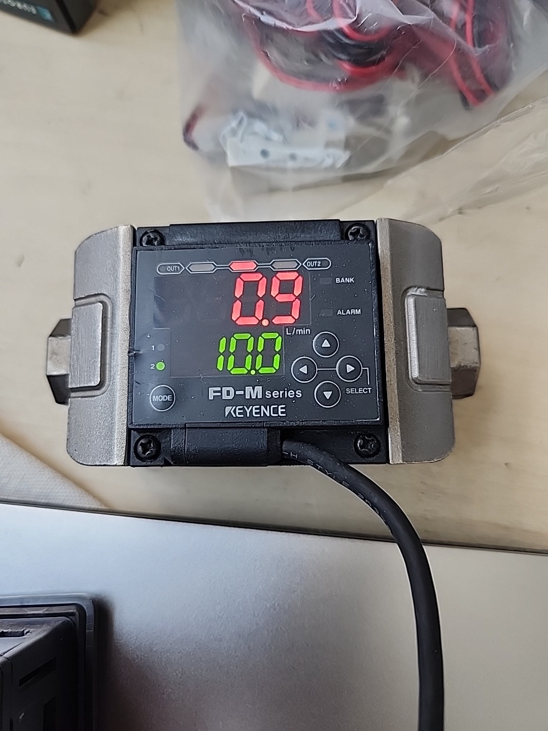KEYENCE FD-M Series Electromagnetic Flow Sensor 10L Tested Working Fast Ship