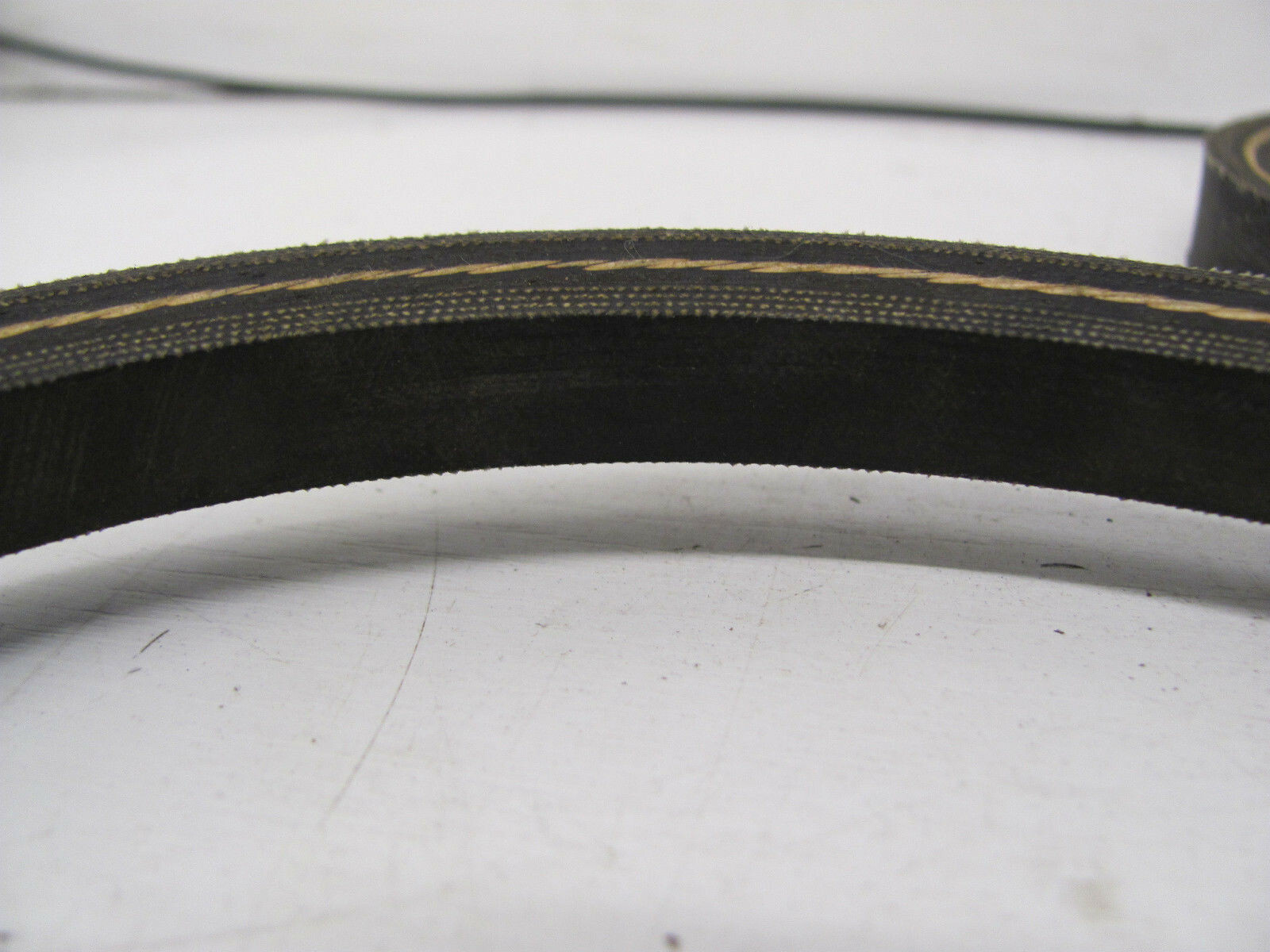 DAYCO SUPER II V-BELT B86 5/8″ W X (APPROX. 34″ L) NEW(OTHER)