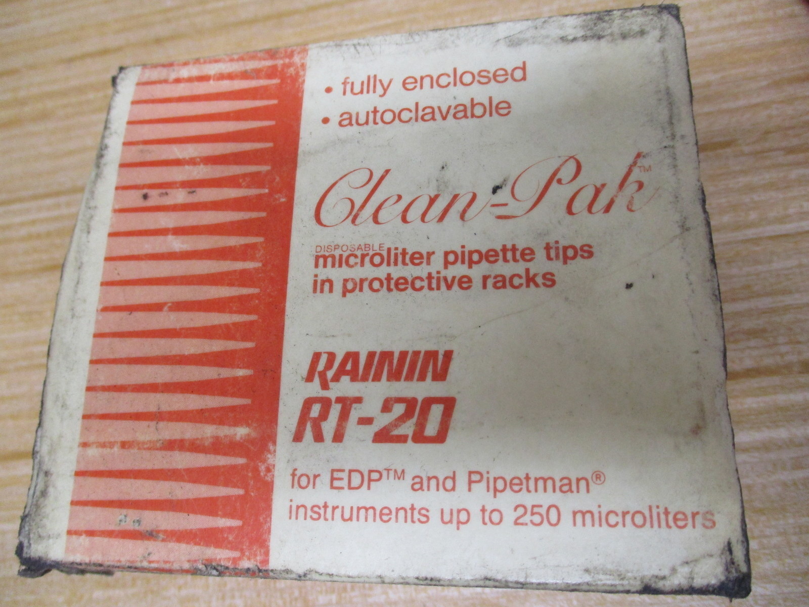 Rainin RT-20 Microliter Pipette Tips RT20 (Pack of 100)