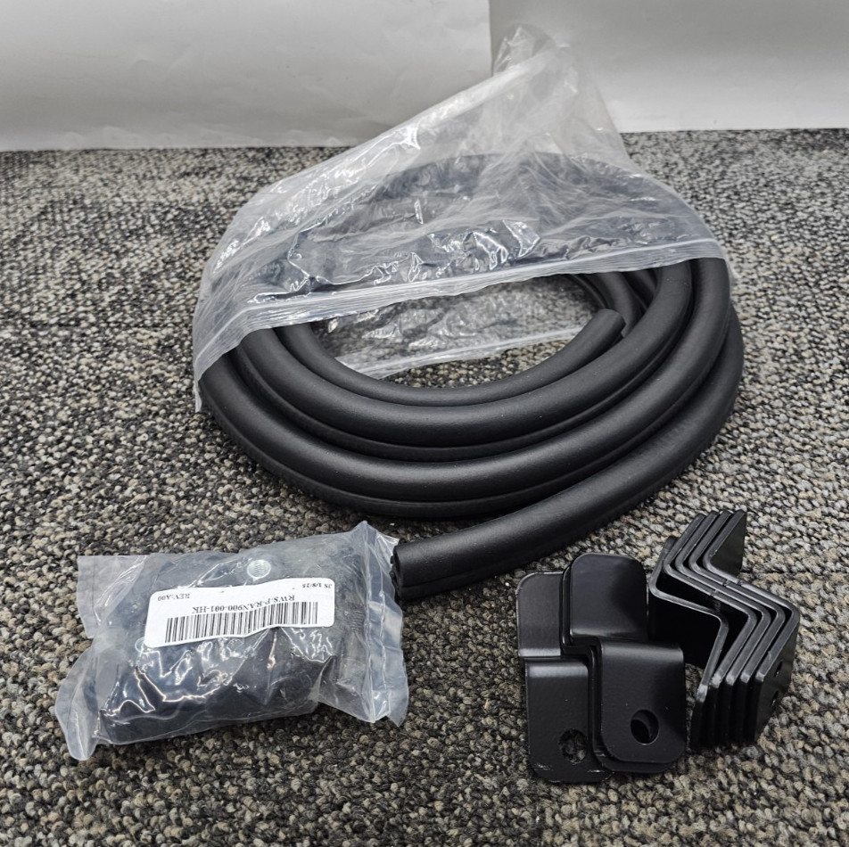 WSC-RS-BULB-2-4050 Super ATV Aluminum Trim Bulb Seal Black 3/8″ x 14′