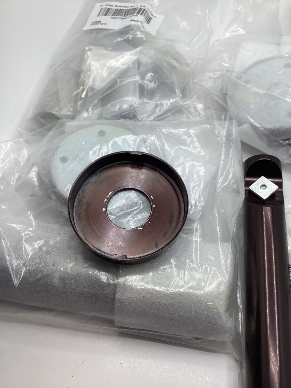 QTY 5 FMH138401/ORB 6″ Wall Bracket For 1-3/8 Inch H-Rail – Oil Rubbed Bronze