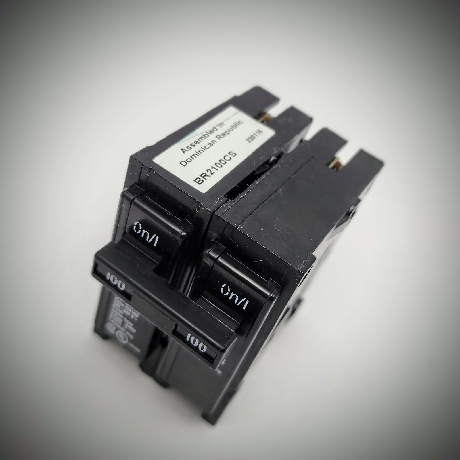 EATON BR2100 CIRCUIT BREAKER 120/240V 2 POLE 100A C2100
