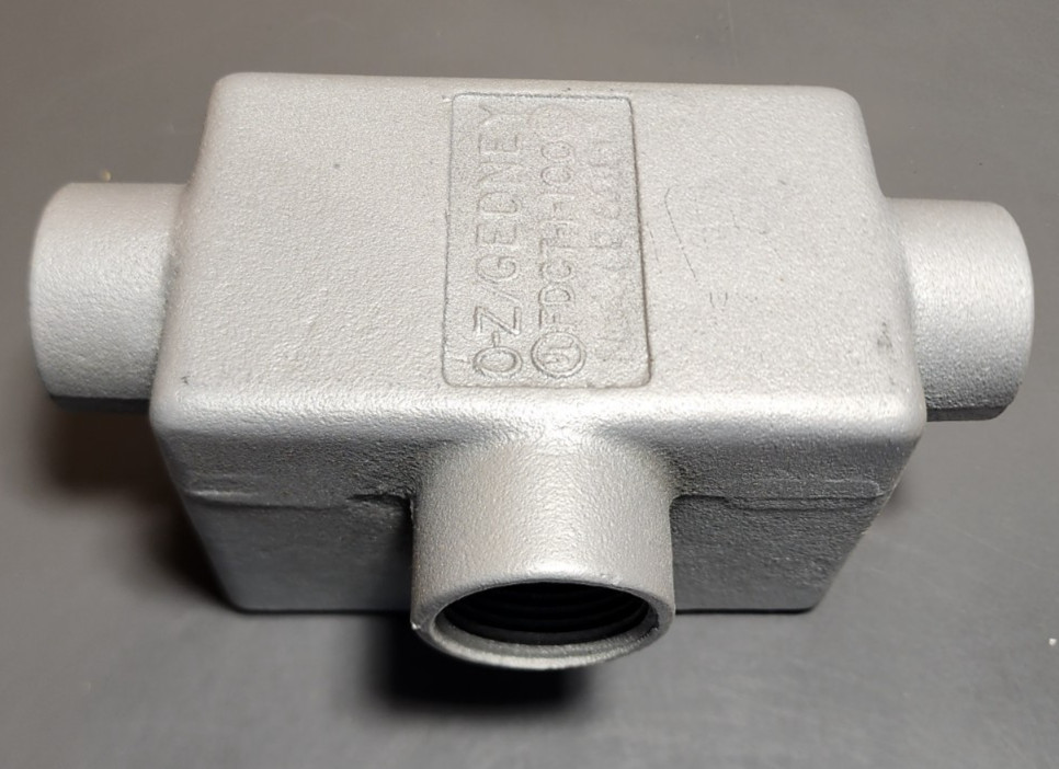 OZ Gedney OZG FSC175 3/4” Cast Device Box & OZG FDCT1100 1″ Cast Device Box