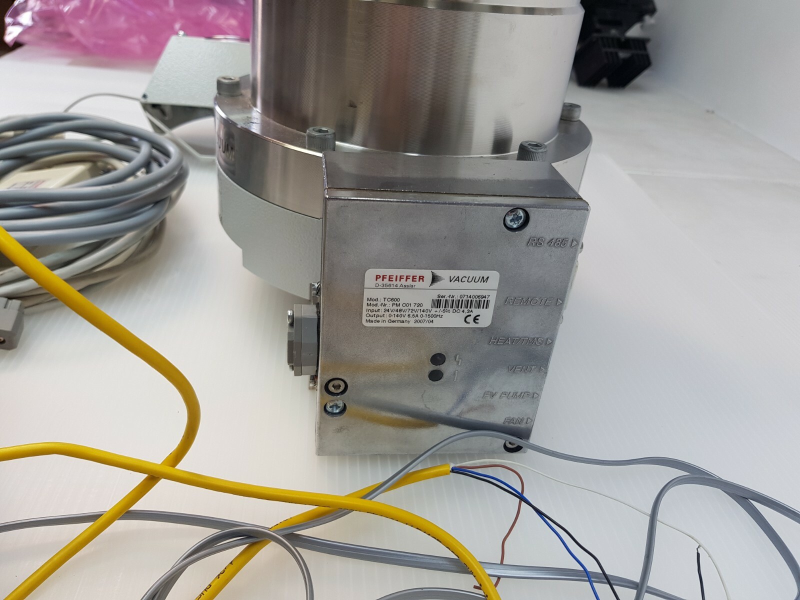 PFEIFFER TURBOMOLECULAR PUMP TMU 521 PM P02 845 H, TC 600 PM C01 720, TPS301