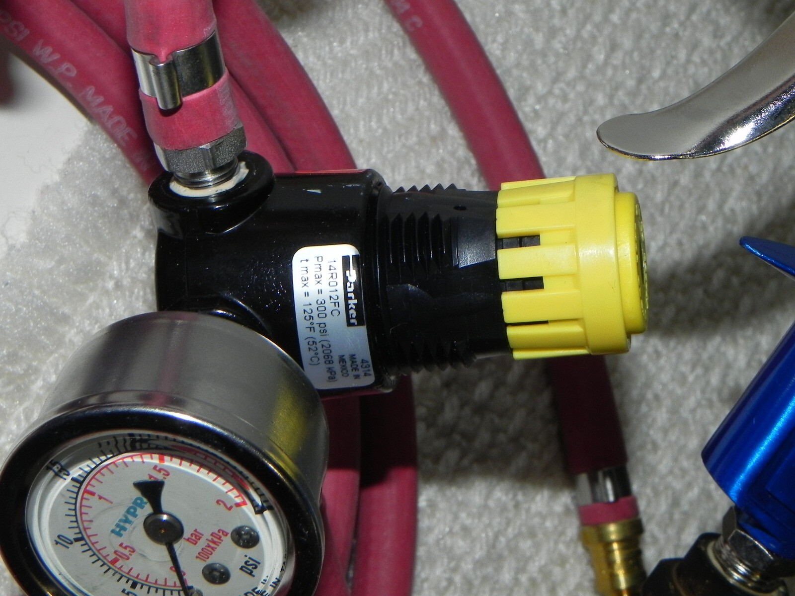 Valuflex GS 1/4″ Hose Hypro 30 PSI Gauge/Mastercraft Air gun/Parker 14R012FC=300