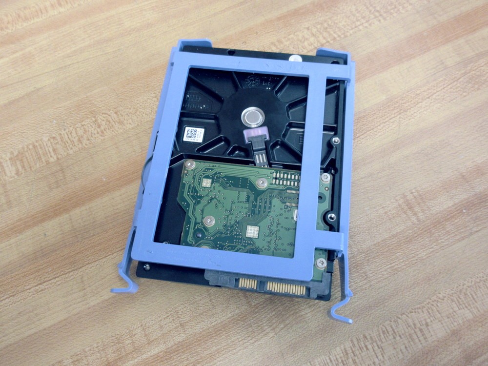 Seagate 1BD141-301 3.5″ HDD ST250DM000