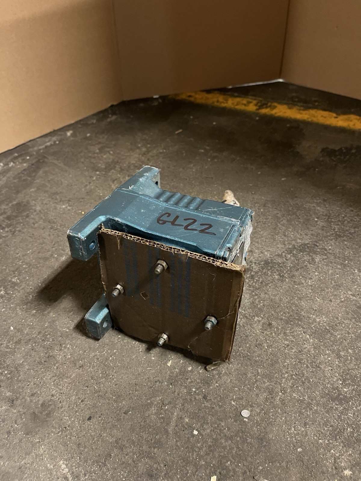 SEW– R27DT71D4-KS 11.86 : 1 — 300-1800 RPM